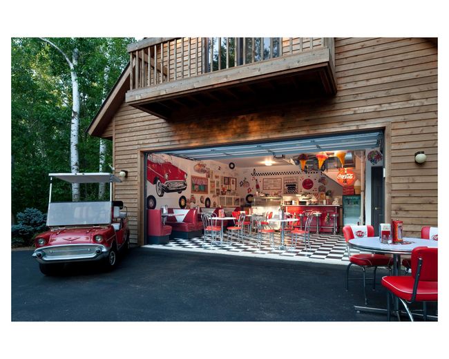 Step back in time and grab a milkshake or a banana split | Image 49