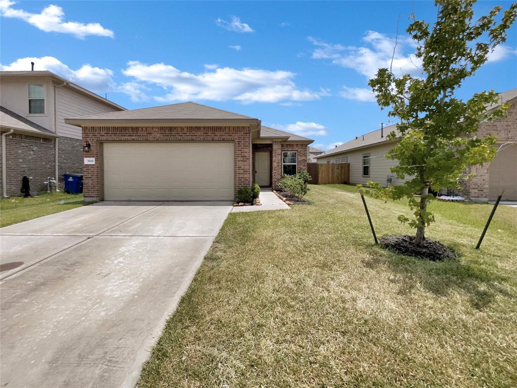 Yellow Arbor Dr, Humble, TX 77338