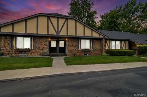 c-1437 Westbury Drive, Davison Township, MI, 48423 | Card Image
