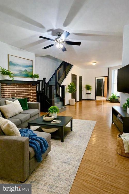 6114 Master St, PHILADELPHIA, PA, 19151-4441 | Card Image