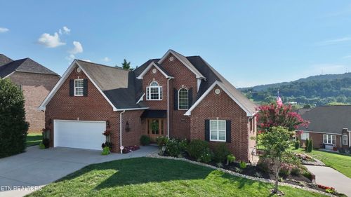 416 Kensington Dr, Morristown, TN, 37814-2191 | Card Image