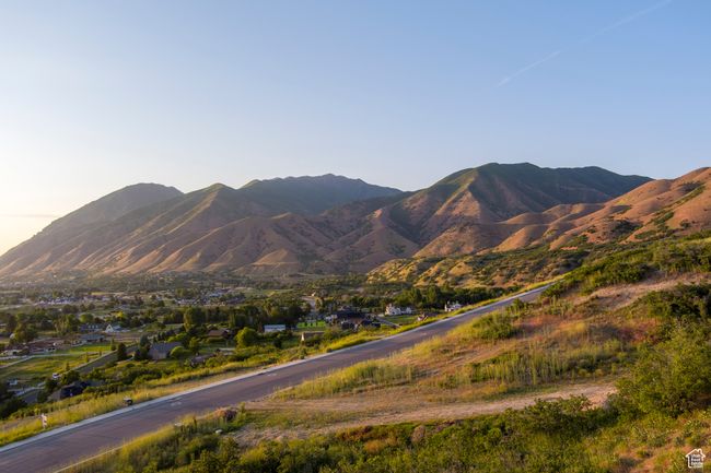 View of mountain background | Image 26