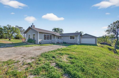 30919 Auberry Rd, Auberry, CA, 93602-9602 | Card Image