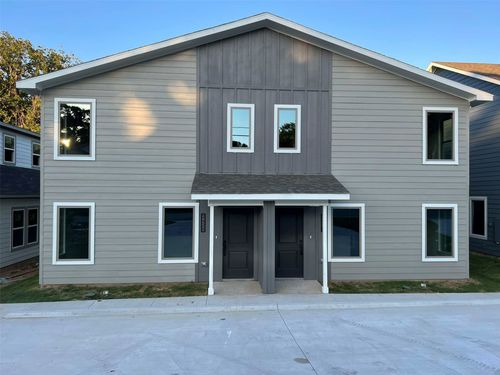 2428-2428 S Fannin Ave, Denison, TX, 75020-7614 | Card Image