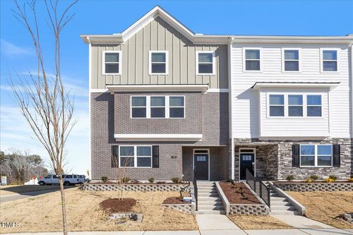 738 Dorset Stream Dr, Fuquay Varina, NC, 27526-1006 | Card Image