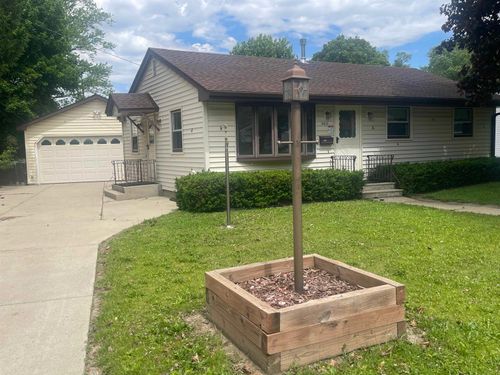 4406 Jay Dr, Madison, WI, 53704-1713 | Card Image