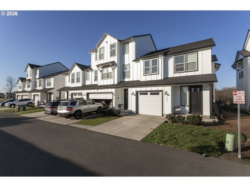 1507 Nw 5th Cmn, Battle Ground, WA, 98604-3335 | Card Image