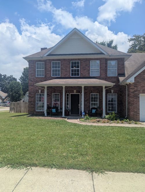201 Foster Dr, White House, TN, 37188-4066 | Card Image