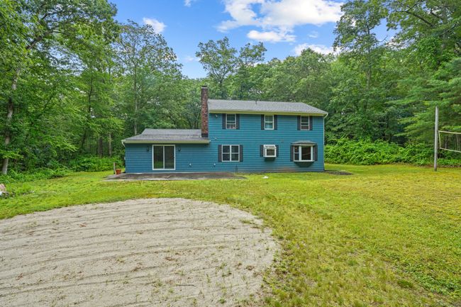 142 Sunset Dr, House other with 3 bedrooms, 3 bathrooms and 6 parking in Killingly CT | Image 37