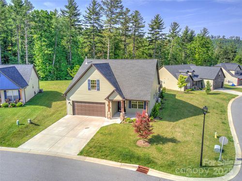 133 Water Leaf Dr, Weaverville, NC, 28787-0585 | Card Image