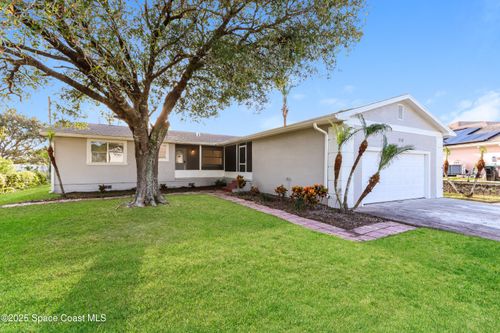 2118 Trillo Rd Se, PALM BAY, FL, 32909-5811 | Card Image