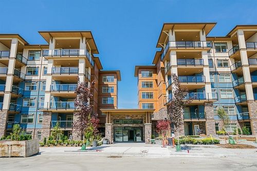 205-20673 78 Ave, Langley, BC, V2Y3K1 | Card Image