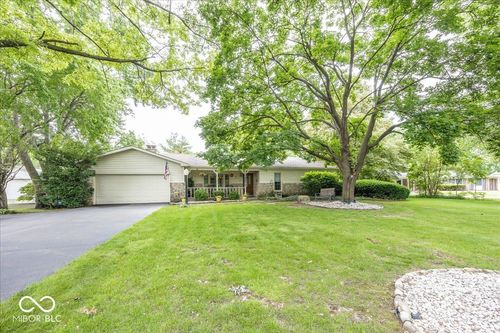 11520 Timberlane Dr, Fishers, IN, 46038-1802 | Card Image