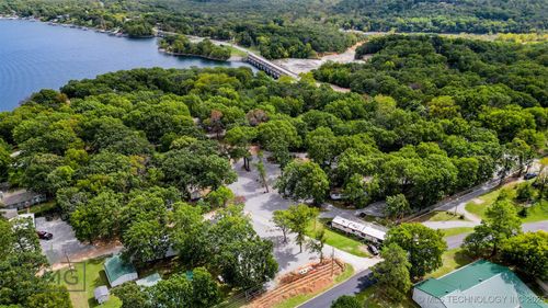 400 E Main St, Disney, OK, 74340 | Card Image