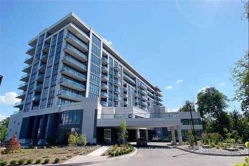 807-7711 Green Ave, Niagara Falls, ON, L2H1R1 | Card Image