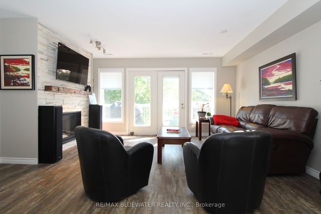 26 - 48 Ontario St S, Condo with 2 bedrooms, 2 bathrooms and 1 parking in Grand Bend ON | Image 18