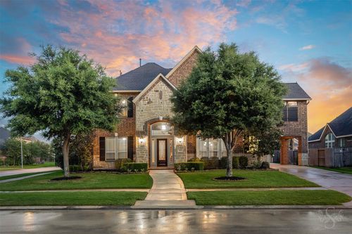 5803 Mustang Ridge Ln, Fulshear, TX, 77441-2151 | Card Image