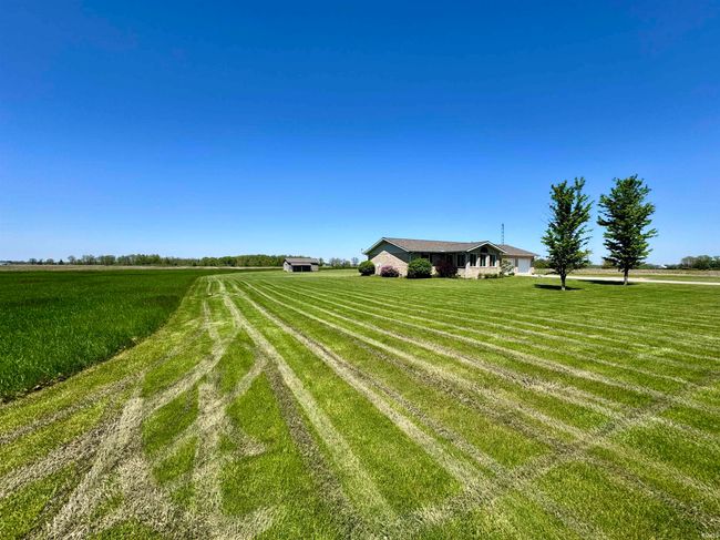 7020 E County Road 1200 N, House other with 3 bedrooms, 2 bathrooms and null parking in Eaton IN | Image 36