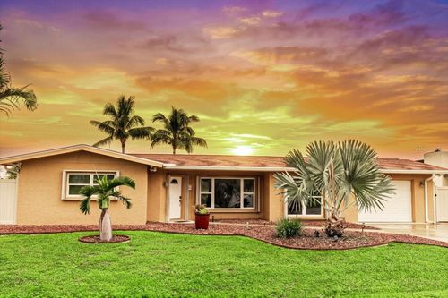 250 E Tarpon Boulevard Nw, PORT CHARLOTTE, FL, 33952 | Card Image