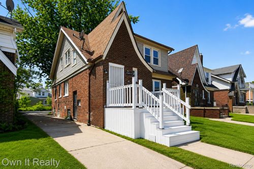 15875 Northlawn St, Detroit, MI, 48238-1155 | Card Image