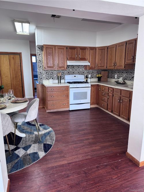 1-1014 Main St, Peekskill, NY, 10566-2906 | Card Image