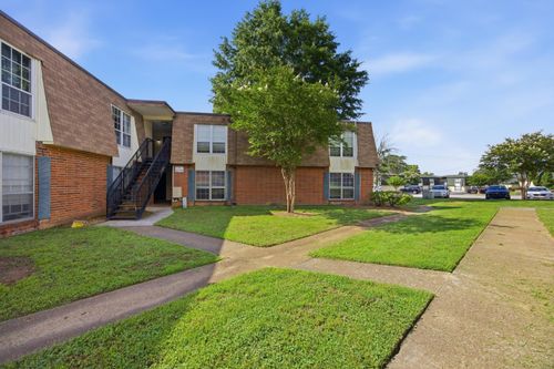 160-900 Mountain Creek Rd, Chattanooga, TN, 37405-4502 | Card Image