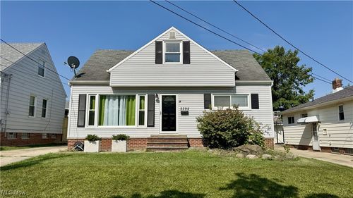 5392 E 131st St, Garfield Heights, OH, 44125-3245 | Card Image