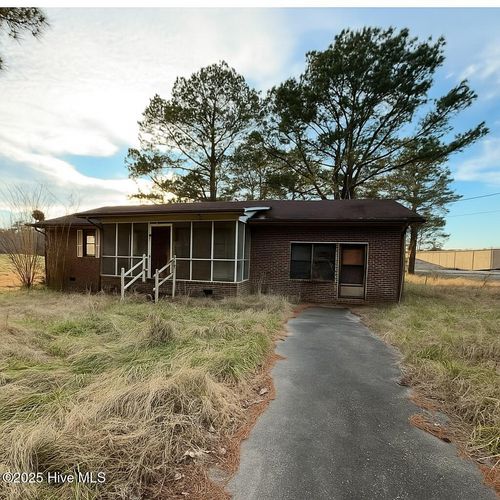 194 Northeast Dr, Plymouth, NC, 27962-9608 | Card Image