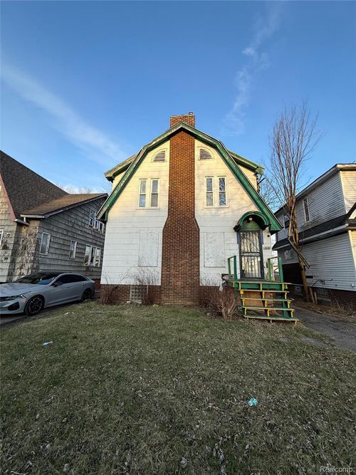 18036 Joann St, Detroit, MI, 48205-2744 | Card Image