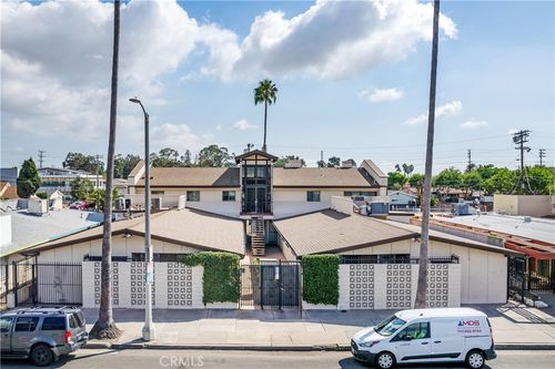 1324 N Avalon Blvd, Wilmington, CA, 90744-2649 | Card Image