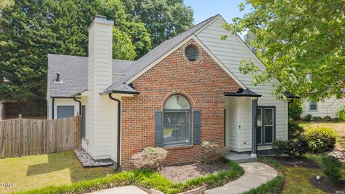 128 Sterlingdaire Dr, Cary, NC, 27511-4383 | Card Image