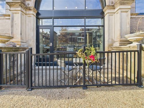 apt-205-5267 Holmes St, Pittsburgh, PA, 15201-2468 | Card Image