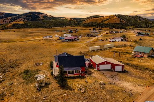 42 Ridge Rd, Centennial, WY, 82055-5053 | Card Image