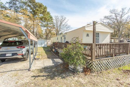 1577 Crystal Lake Dr, Myrtle Beach, SC, 29575-5741 | Card Image