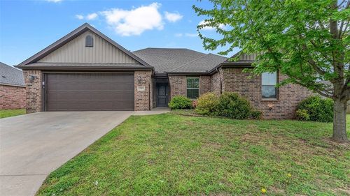 1704 Been Rd, Bentonville, AR, 72713-9110 | Card Image