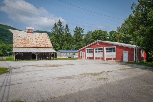 253 Vt Route 100, Hancock, VT, 05748-9763 | Card Image