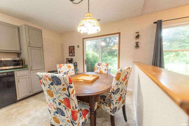 5530 W Cobblestone St, House other with 3 bedrooms, 2 bathrooms and null parking in Bloomington IN | Image 15