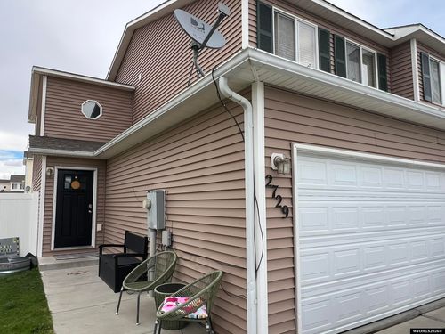 2729 Koven Dr, Rock Springs, WY, 82901-7179 | Card Image