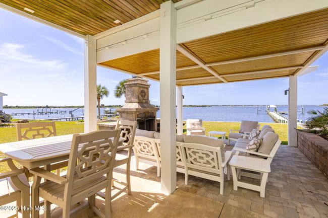 389 Live Oak Rd, House other with 3 bedrooms, 3 bathrooms and null parking in Newport NC | Image 67
