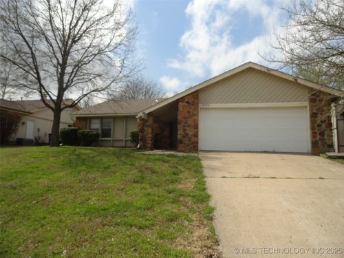 6354 S 29th West Pl, Tulsa, OK, 74132-1309 | Card Image