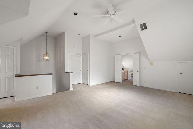 1537 Cedar Ave, Townhouse with 4 bedrooms, 5 bathrooms and null parking in MCLEAN VA | Image 33