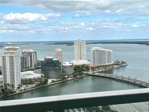 3302-500 Brickell Avenue, Miami, FL, 33131 | Card Image