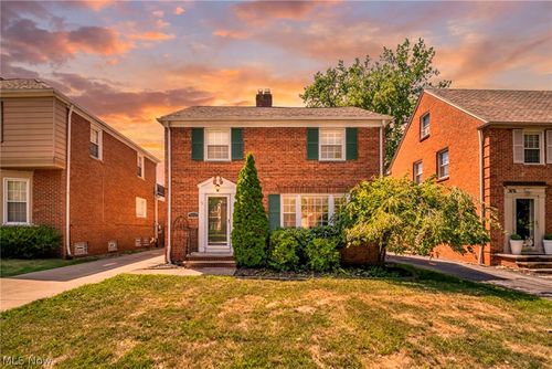 3678 Lynnfield Rd, Shaker Heights, OH, 44122-5112 | Card Image