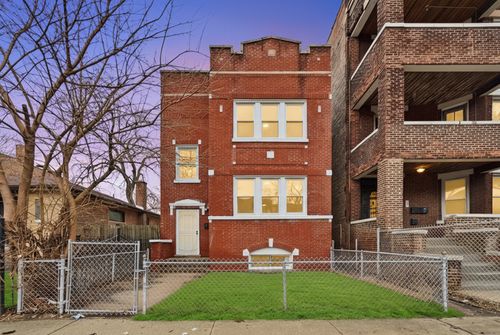 6623 S Vernon Ave, CHICAGO, IL, 60637-3215 | Card Image