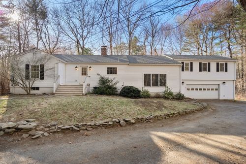 55 Campmeeting Rd, Topsfield, MA, 01983-1209 | Card Image