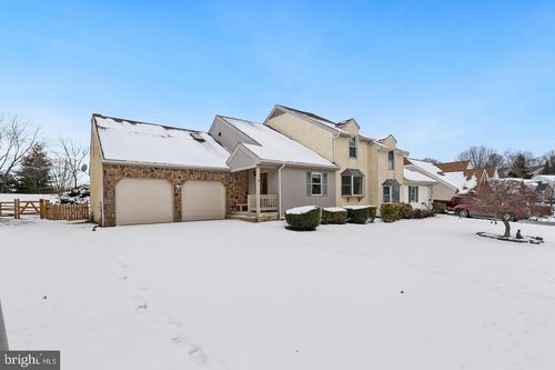 87 Chandler Ct, HOCKESSIN, DE, 19707-9212 | Card Image