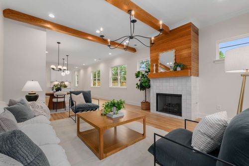 401 Saint Francis Ave, Nashville, TN, 37205 | Card Image