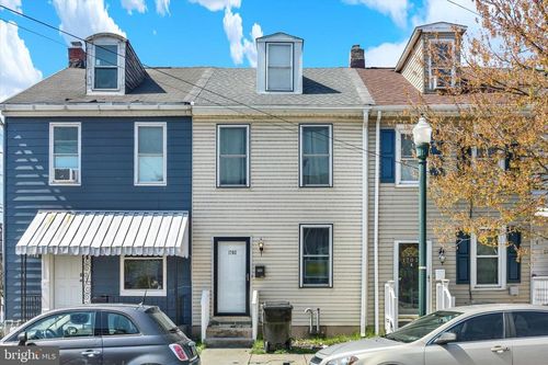 1702 N 5th St, HARRISBURG, PA, 17102-1613 | Card Image