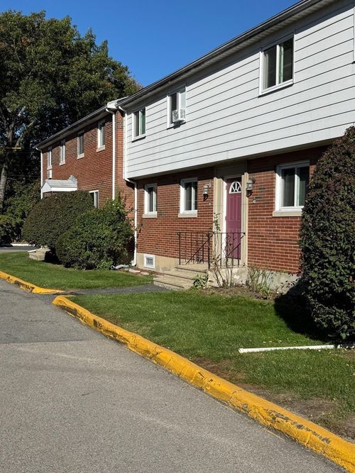 36-36 Bishop Dr, Framingham, MA, 01702-6540 | Card Image