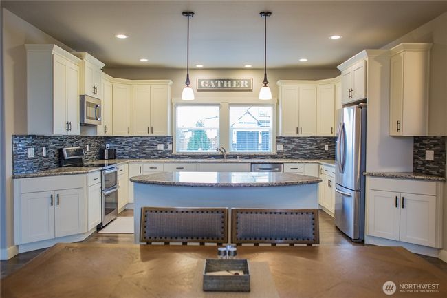 8547 Horizon Ln Se, House other with 3 bedrooms, 3 bathrooms and 3 parking in Olympia WA | Image 5
